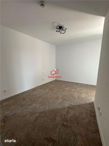 Apartament cu 2 camere finisat si nemobilat - Fotografie 2