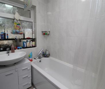 3 bedroom bungalow to rent - Photo 5