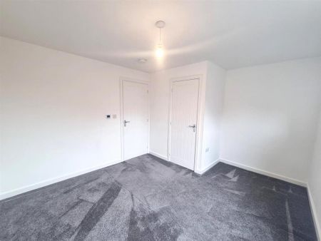 2 bedroom semi-detached house to rent - Photo 2