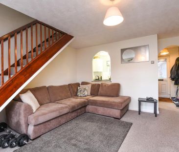 2 bedroom terraced house to rent - Photo 4