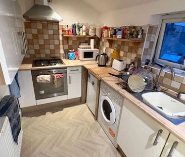 Double Room – Central Didsbury Village Room 1 - Photo 6