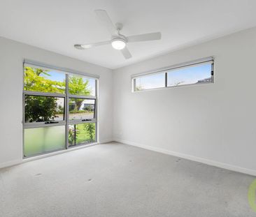 Spacious Family Home in Wright - Photo 4