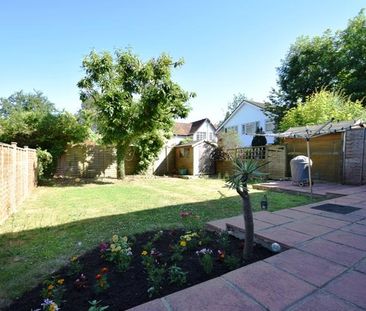 2 bedroom maisonette - Photo 6