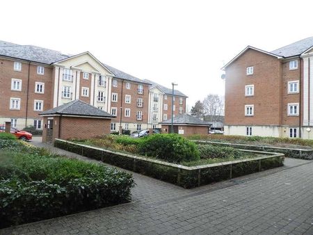 Brunel Crescent, Swindon, SN2 - Photo 2