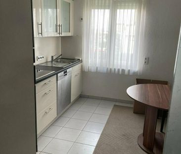 <h1 class="md:text-xl md:leading-6 mt-4 md:mt-10 lg:mb-6 mb-3 text-... - Photo 4