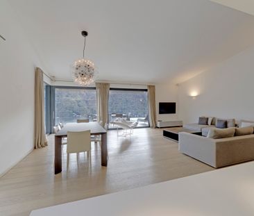 ELEGANTE APPARTAMENTO DI 4.5 LOCALI CON GIARDINO E VISTA LAGO - Photo 5