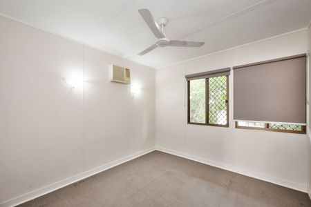 Two Bedroom Home with Shed&excl; - Photo 2