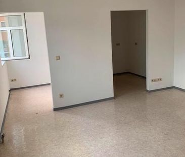 Renovierte Einraumwohnung mit Einbauküche in Tanna - Photo 1