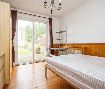 4 bedroom terraced house to rent - Photo 6