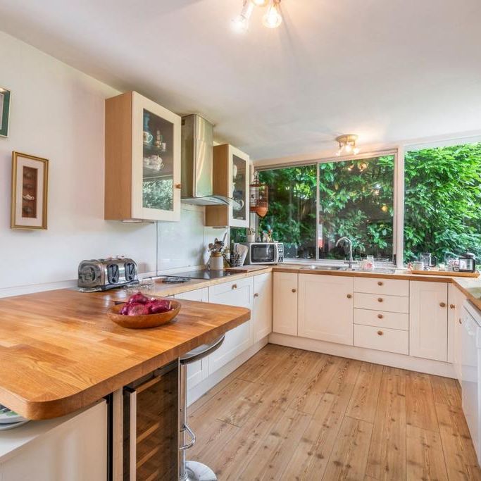 3 bedroom detached house to rent - Photo 1