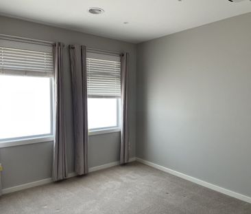 Private and Gorgeous! - Photo 2