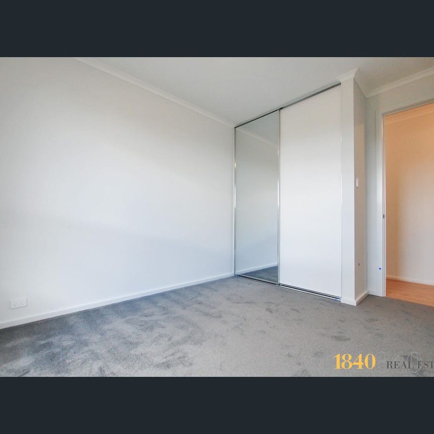 39 Silver Gull Way, Port Noarlunga South, SA 5167 - Photo 1