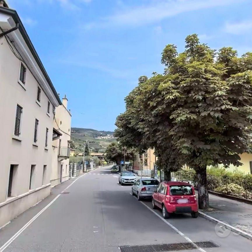 SANT'AMBROGIO DI VALPOLICELLA - ARREDATO - Photo 2