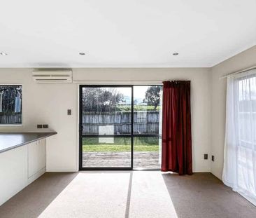 KINGSWELL - 3 BEDROOMS - Photo 3