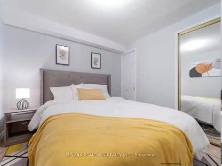 1188 Shadeland Drive #Lower - Photo 2