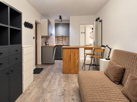 23 m² ciszy w środku Pragi metro, ochrona, 2 schowki - Фото 2