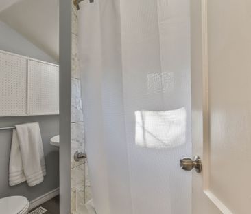 For Lease - 115 VAUXHALL Street, London East, Ontario - Photo 2