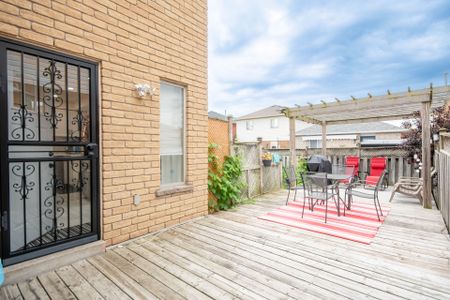 For Lease - 532 Ormond Drive, Oshawa, Ontario - Photo 2