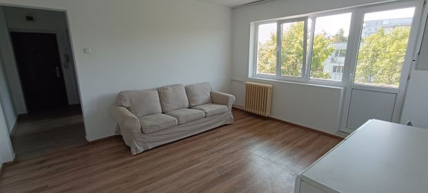 Apartament 3 camere in Ploiesti, zona Nord. - Fotografie 1