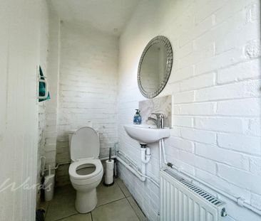 3 bedroom semi-detached house to rent - Photo 4