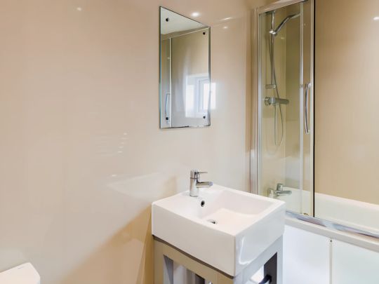 3 Bed 1 Bath - Photo 1