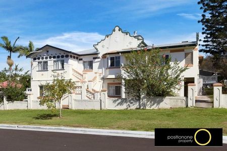 Spacious Ground Floor 1 Bedroom Unit - Photo 5