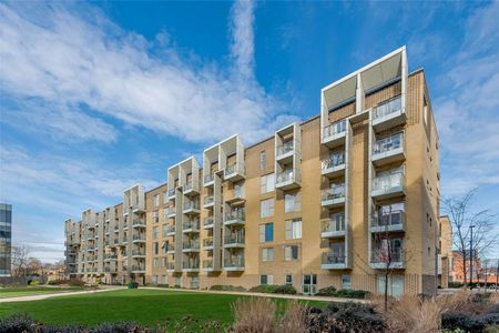 One bedroom apartment close to the train station - Photo 5