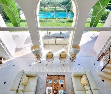 Maison à louer Valbonne, Cote d'Azur, France12 500 EUR / Mois - Photo 4