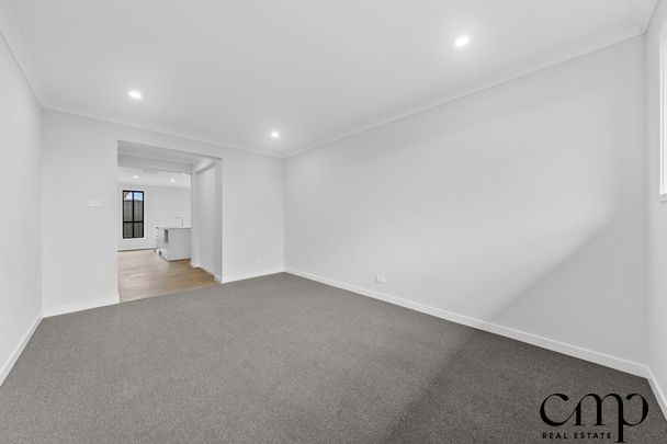 3 Glen Lorne Circuit, Gilead NSW 2560 - House For Rent | Domain - Photo 1