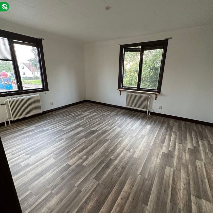 Elovsgårdsvägen, Töreboda - Foto 1