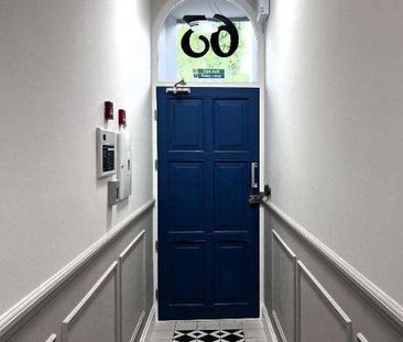 Bridge Road, Hampton Court Village, East Molesey, Surrey, KT8 - Photo 6