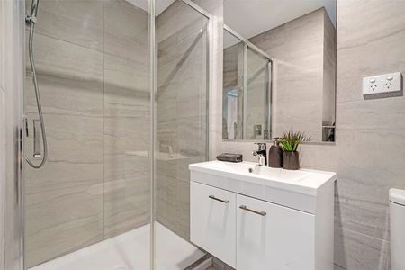 Ellerslie Townhouse - Photo 2