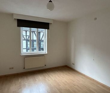 Appartement te huur in Maaseik voor € 680 met 1 slaapkamer - Photo 5