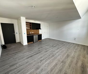 Location Appartement 1 pièce 35m² - Photo 6