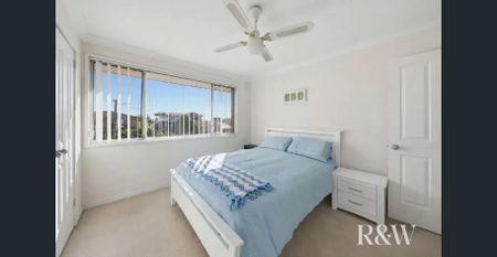 Sought After Location - Photo 5