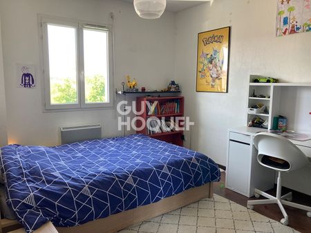 A louer Maison de 5 pièces 100 m² à Chasse Sur Rhône. - Photo 3