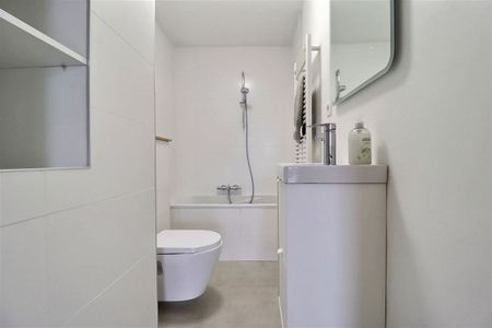 Appartement entièrement rénové 2 chambres +cave + grenier - Foto 4