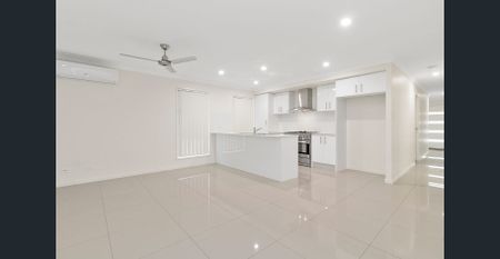 Fantastic Family Home in Quiet Estate - Photo 4