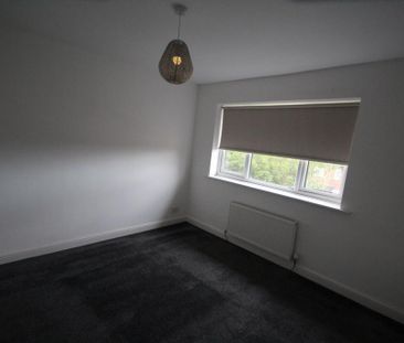 2 bedroom semi-detached house to rent - Photo 6