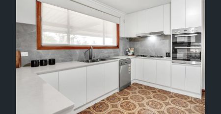 34 Scampton Crescent, Tullamarine, Vic 3043 - Photo 5