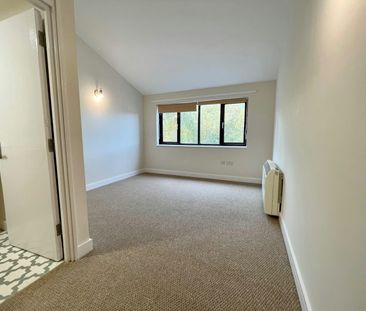 Studio flat to rent on - Photo 4