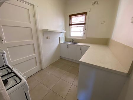 5 / 11 Loch Street, ST KILDA WEST - Photo 5