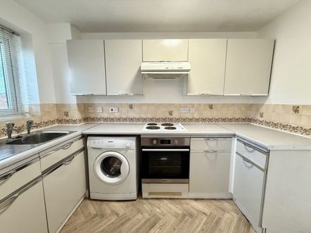 Ellswood, SS15, Property for rent - Photo 2