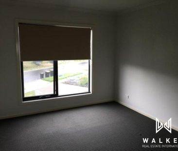 Modern Living Townhouse! - Photo 2