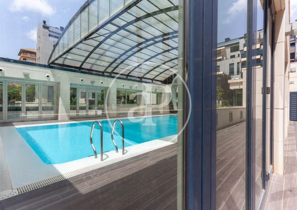 Flat for rent with swimming pool in Ciutat Jardí (Valencia)