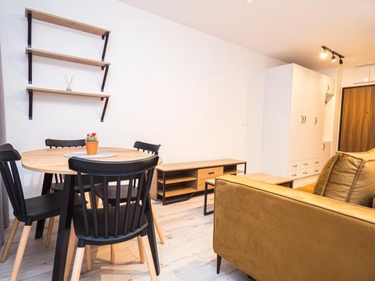 Wrocław Wrocław-Fabryczna, ul. Chociebuska - Фото 1