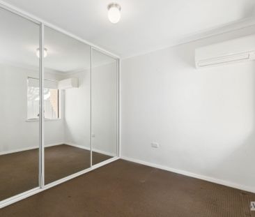 Modern Furnished 2x1x1 Home in Prime Claremont Location – FURNISHED - Photo 1