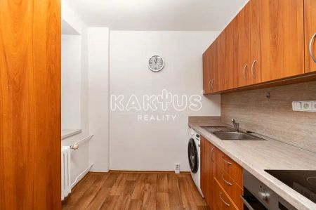 Pronájem bytu 2+1 (50 m - Photo 5