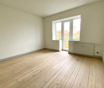 Indbydende 2-værelses lejlighed med skøn atmosfære - Foto 6