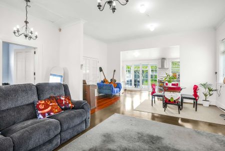 2 Bedroom, Petone - Photo 5